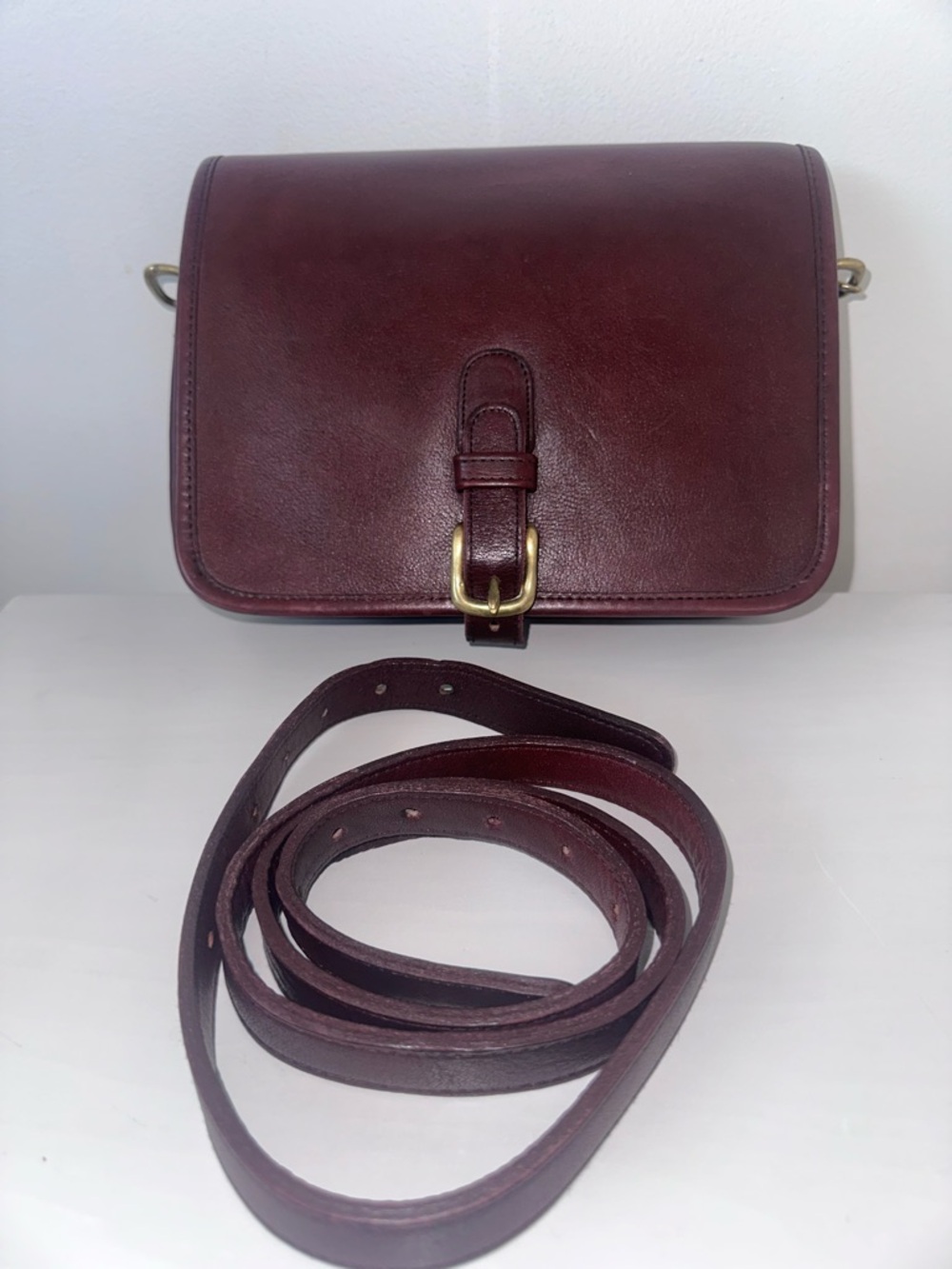 Vintage Coach NYC 2 Toned Medium Saddle Pouch in Burgundy!